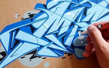 Переваги акрилових маркерів: яскраві кольори, універсальність і довговічність