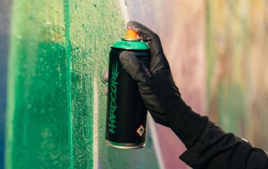 Майстерність роботи з аерозольними фарбами Montana Colors