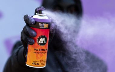 Як обрати професійні аерозольні фарби для графіті: що потрібно знати райтеру?