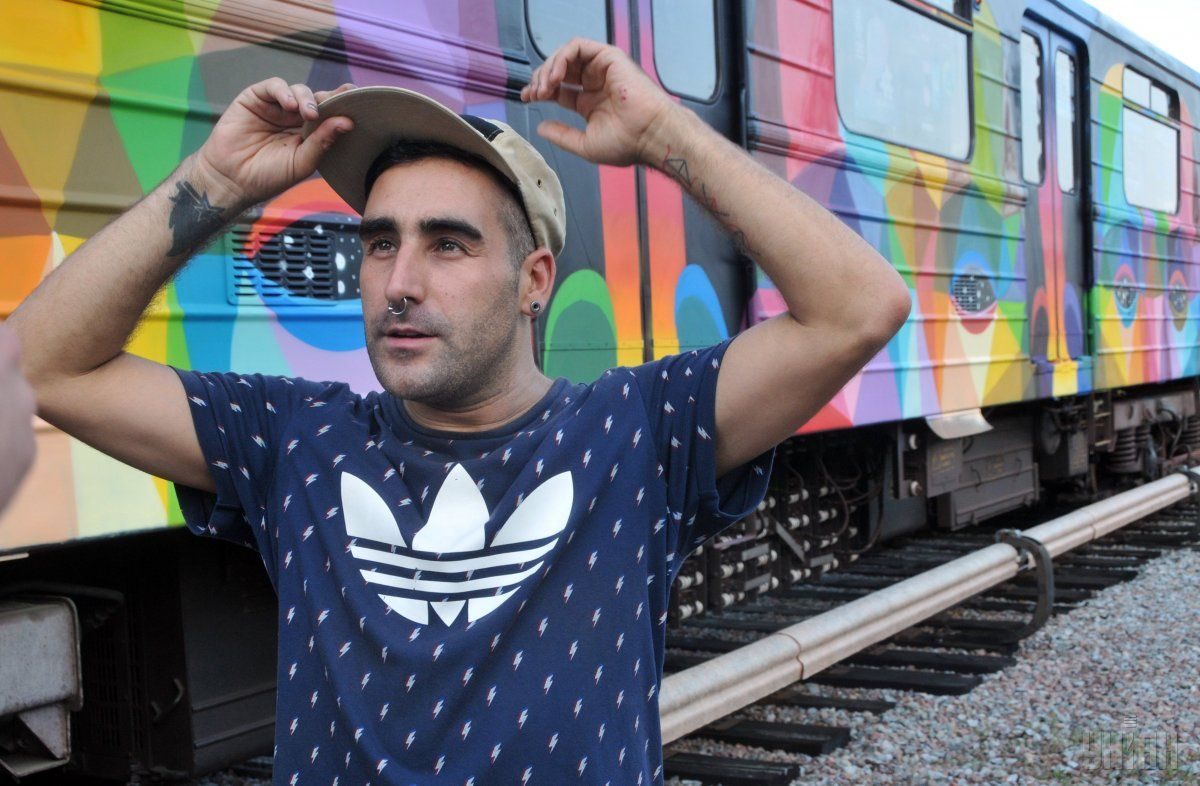 CANS графіті шоп - фарба для графіті, маркери для графіті, скетчбук для графіті зі стінами, стікери графіті, скетчбук графіті, все для графіті