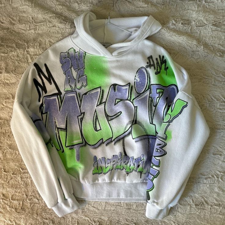 Магазин CANS.COM.UA - фарба для графіті купити, аерозольна фарба в балончиках для тканини, фарба для тканини в балончиках недорого, професійні матеріали для розпису тканин 