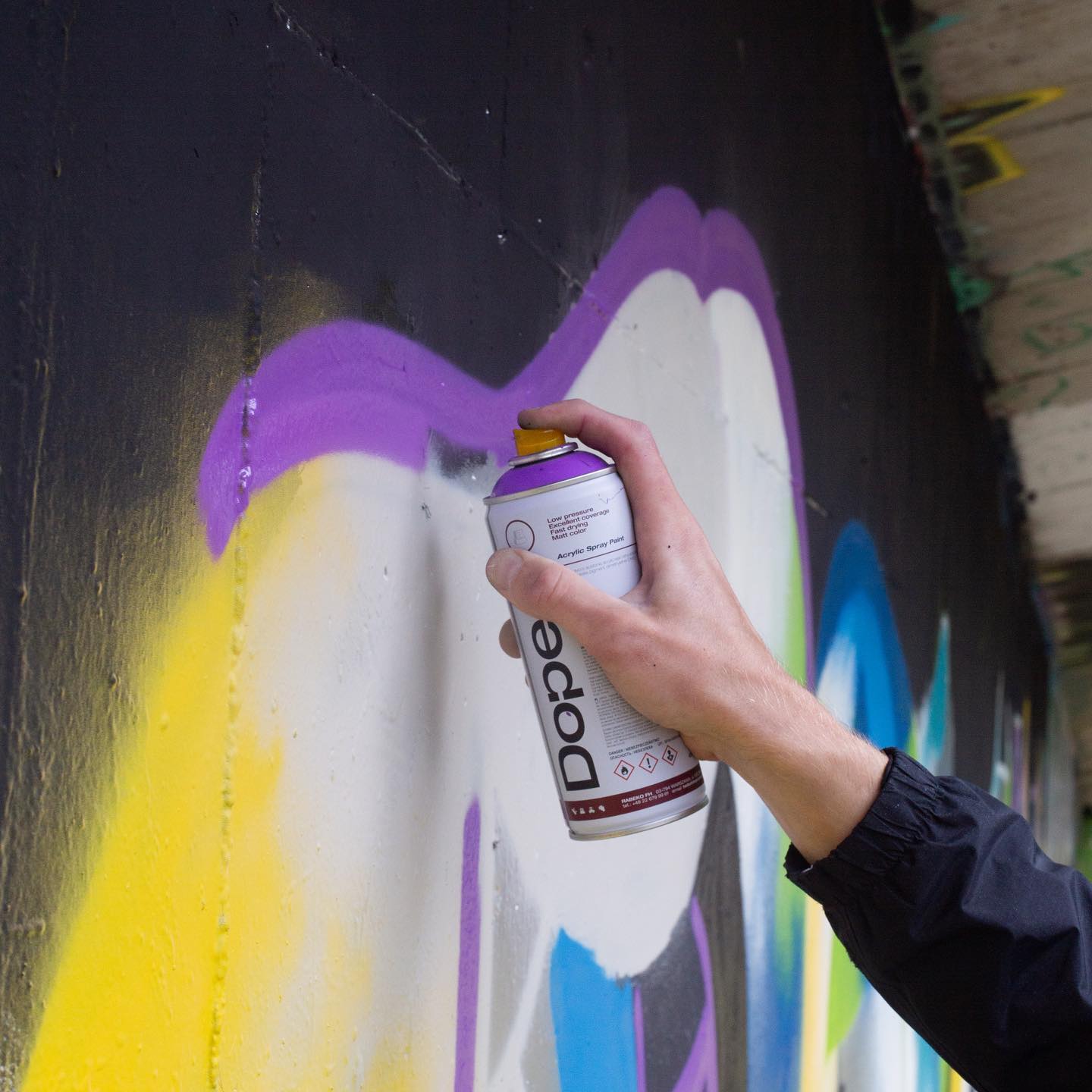 Dope Cans - купити графіті балончики Dope, Dope Classic, Dope Action в CANS SHOP