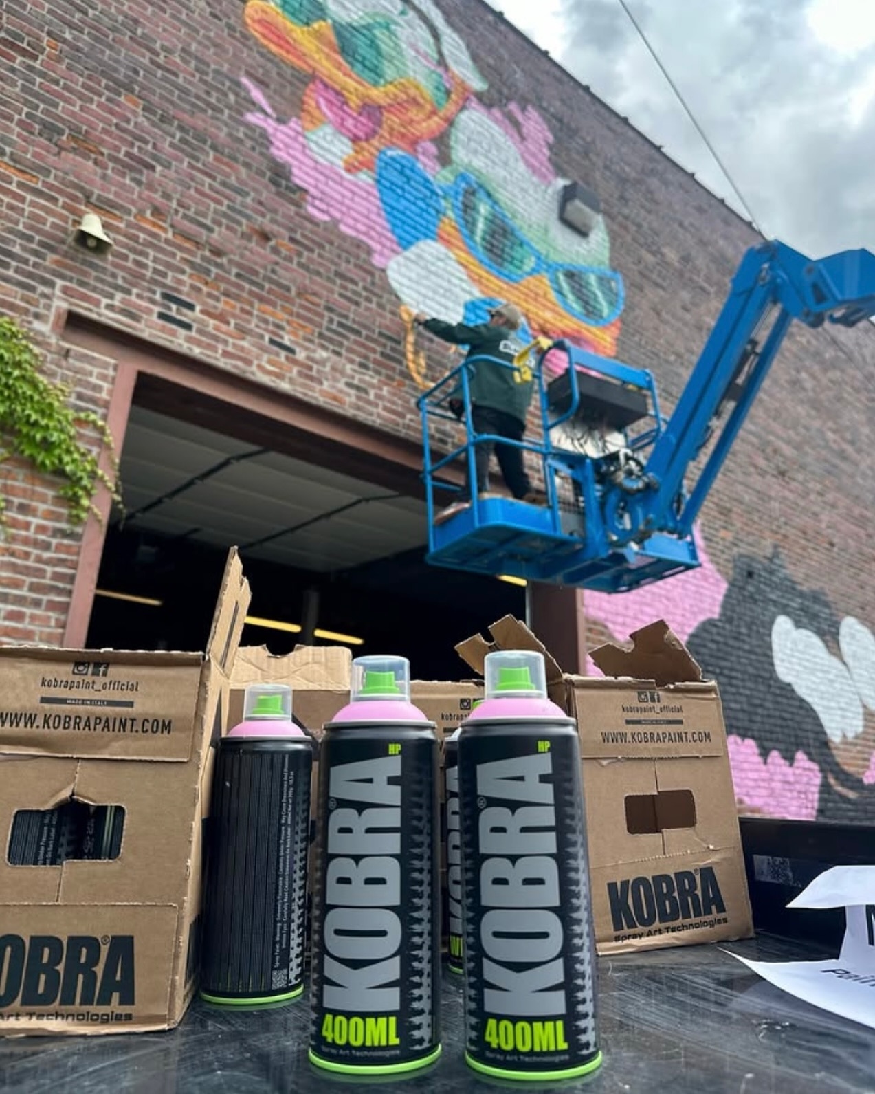 Магазин графіті Cans.com.ua - фарби, маркери, аксесуари та швидка доставка. Все для стріт-арту в одному місці!