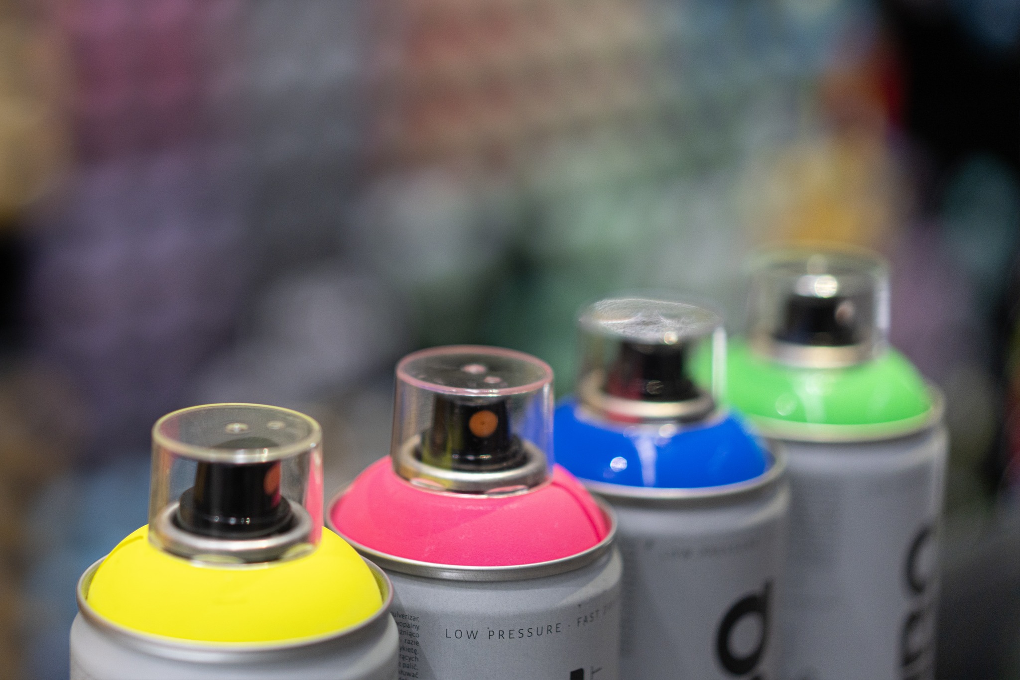 Магазин графіті Cans.com.ua - фарби, маркери, аксесуари та швидка доставка. Все для стріт-арту в одному місці!