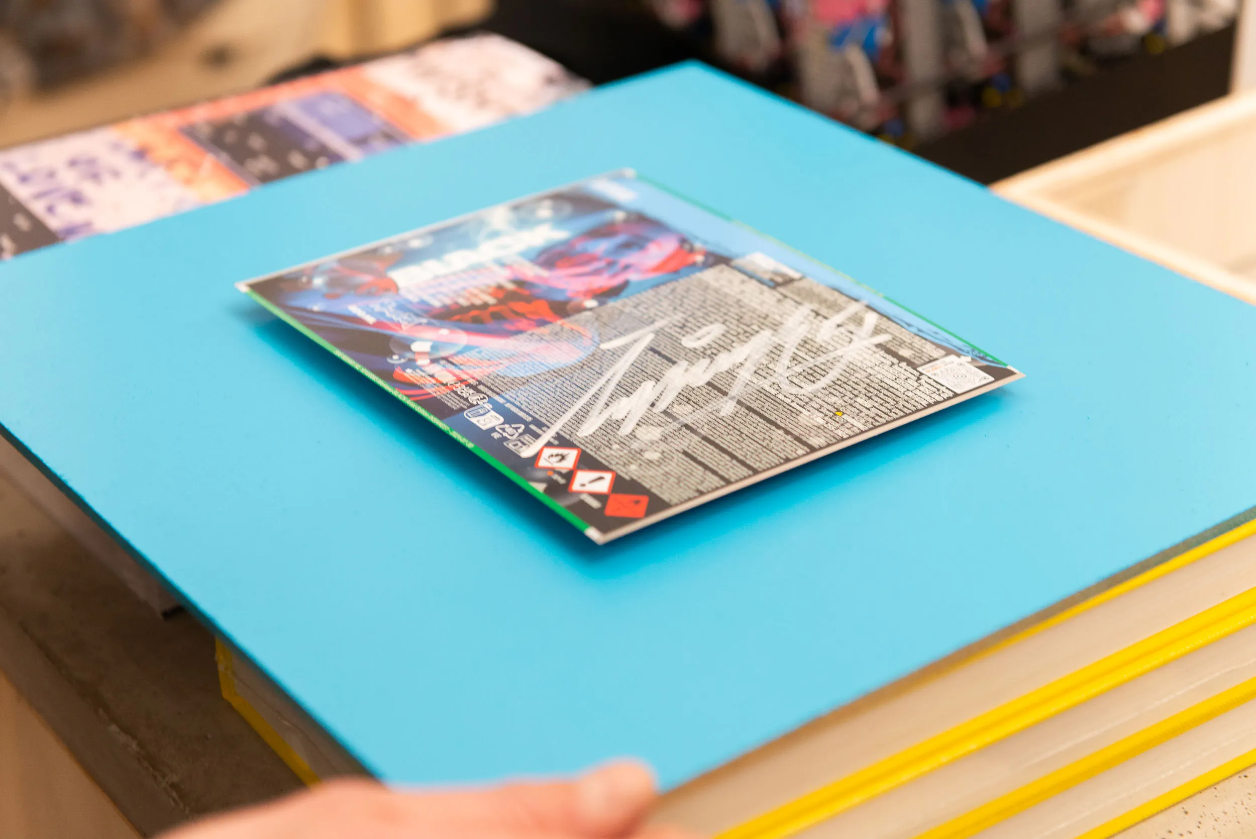 Графіті маркет CANS - montana black, montana cans, montana фарба, montana spray paint купити онлайн