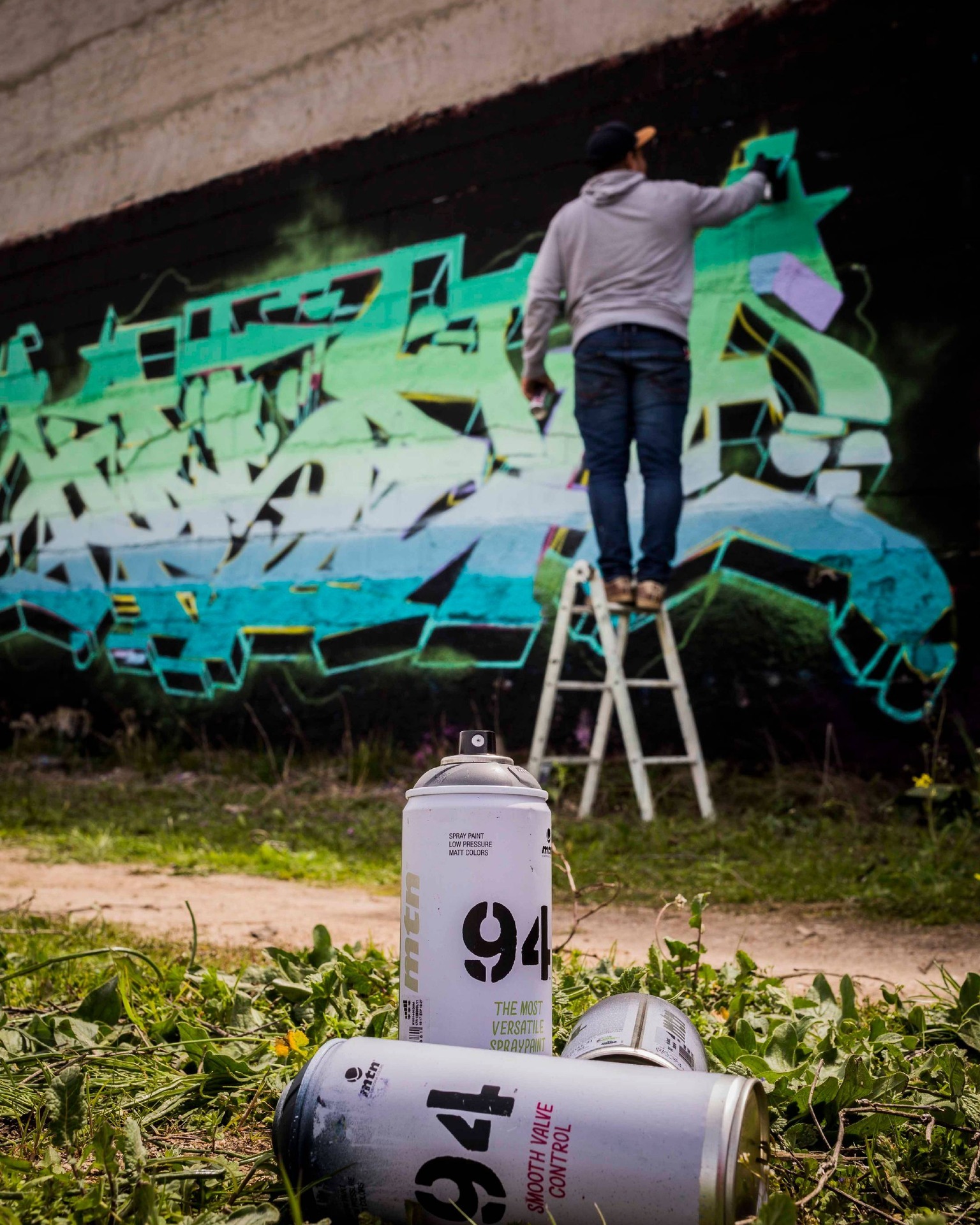 КАНС graffiti shop - графіті магазин з професійними аерозольними балонами