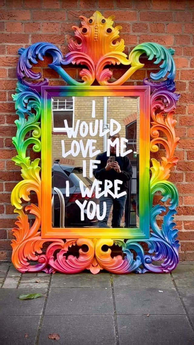 Найкраща аерозольна фарба для пластику, балони графіті, mtn фарба, molotow graffiti, loop paint, монтана блек палітра купити в CANS