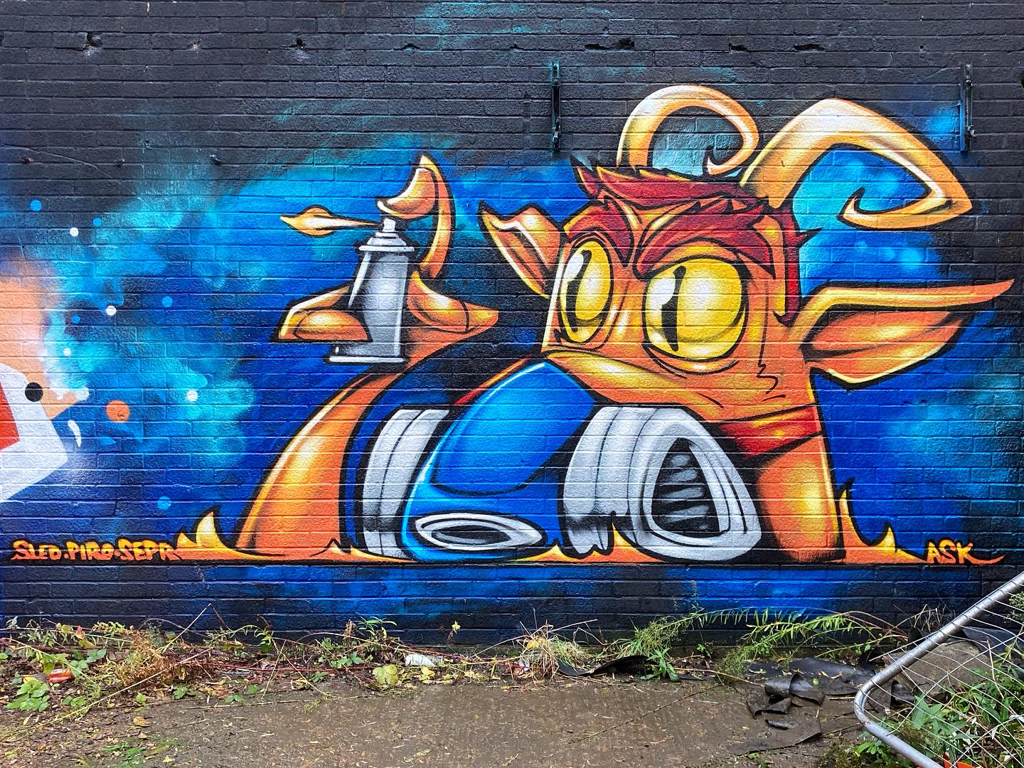 Купуй в CANS балончики для графіті, фарба для графіті