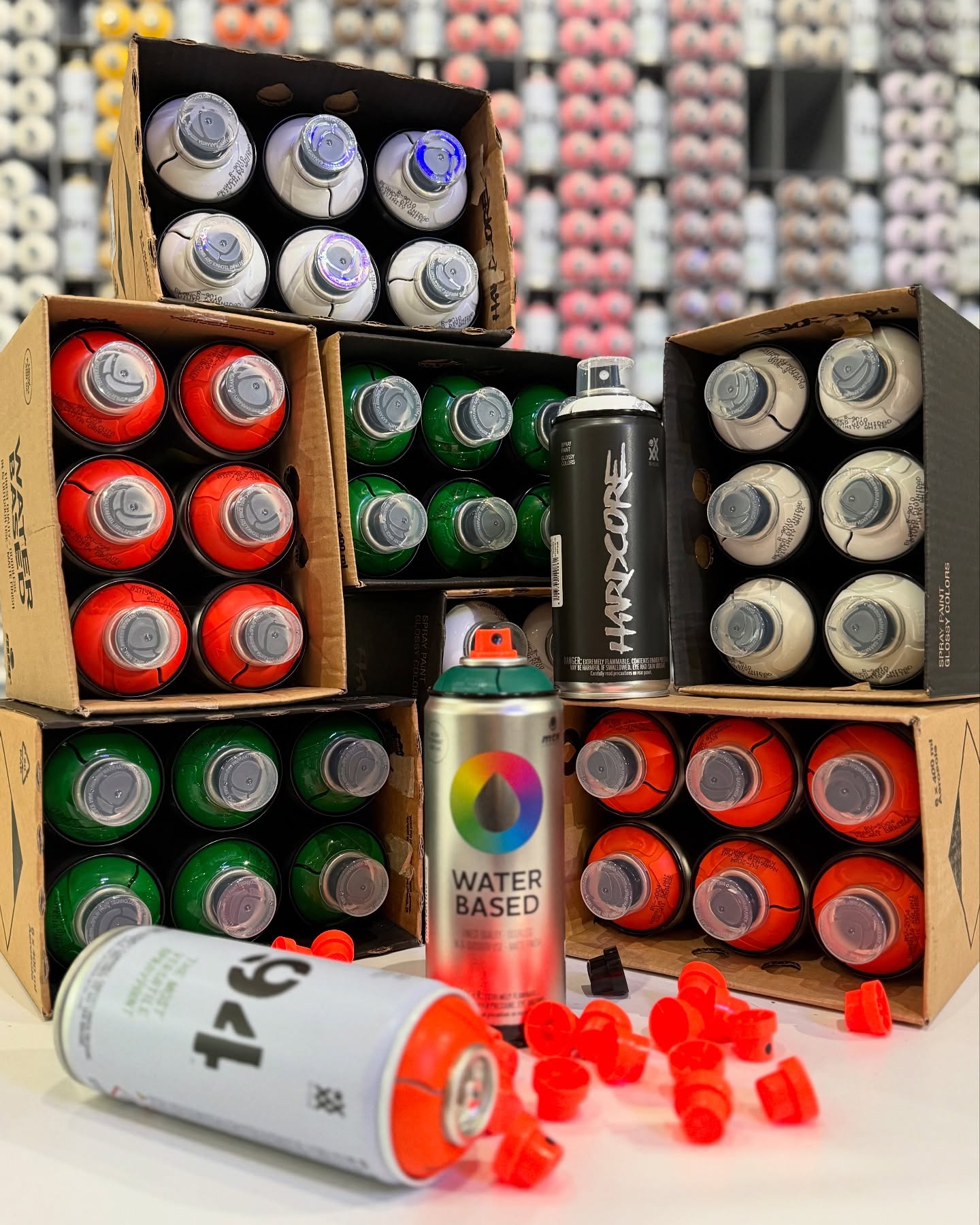 CANS - фарба для графіті купити,аерозольна фарба в балончиках, Montana BLACK купити Україна, фарба високого тиску, MTN 94 купити Київ, фарба для графіті недорого, MTN Hardcore ціна Україна